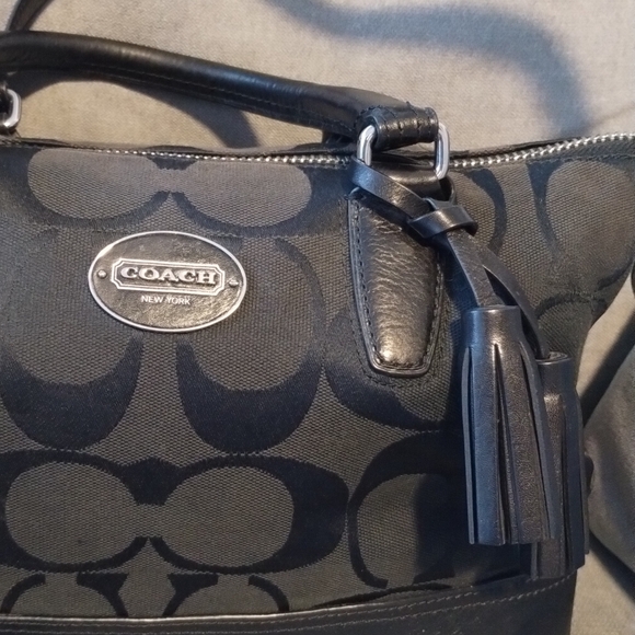 Coach Legacy Signature Canvas Molly Satchel - Picture 3 of 10